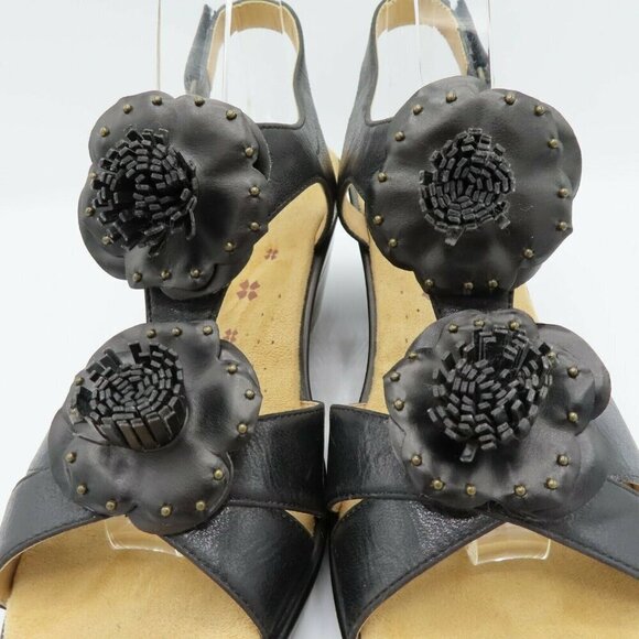 Naturalizer 10 M Comfort Explorer Womens Black Faux Leather Flower Wedge Sandal - Picture 3 of 10